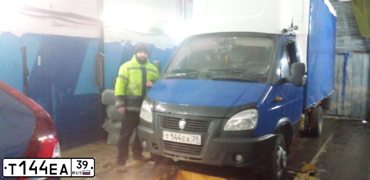 Фото автомобиля GAZ 3302 EL, 2006 — госномер Т144ЕА39. Цвет: синий
