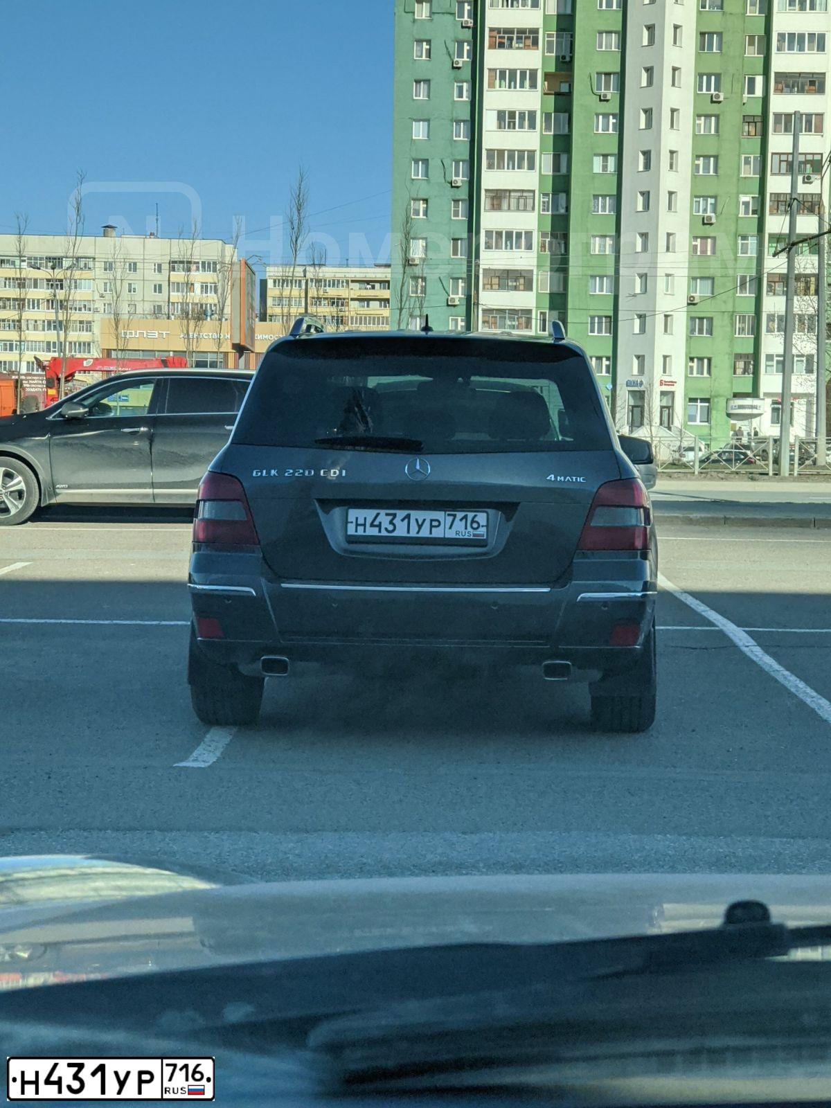 Фото автомобиля MERCEDES GLK-KLASSE, 2011 — госномер Е600ТО716. Цвет: СЕРЫЙ