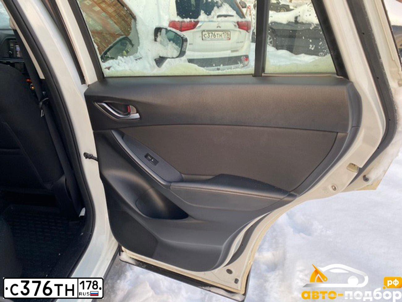 Фото автомобиля MITSUBISHI OUTLANDER, 2015 — госномер К970АК53. Цвет: Белый