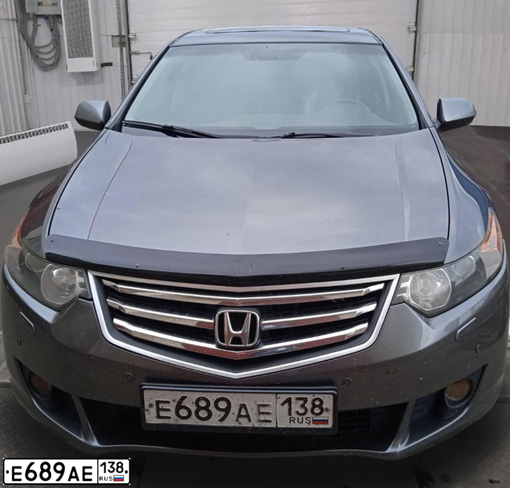 Фото автомобиля HONDA ACCORD, 2008 — госномер Е689АЕ138. Цвет: СЕРЫЙ