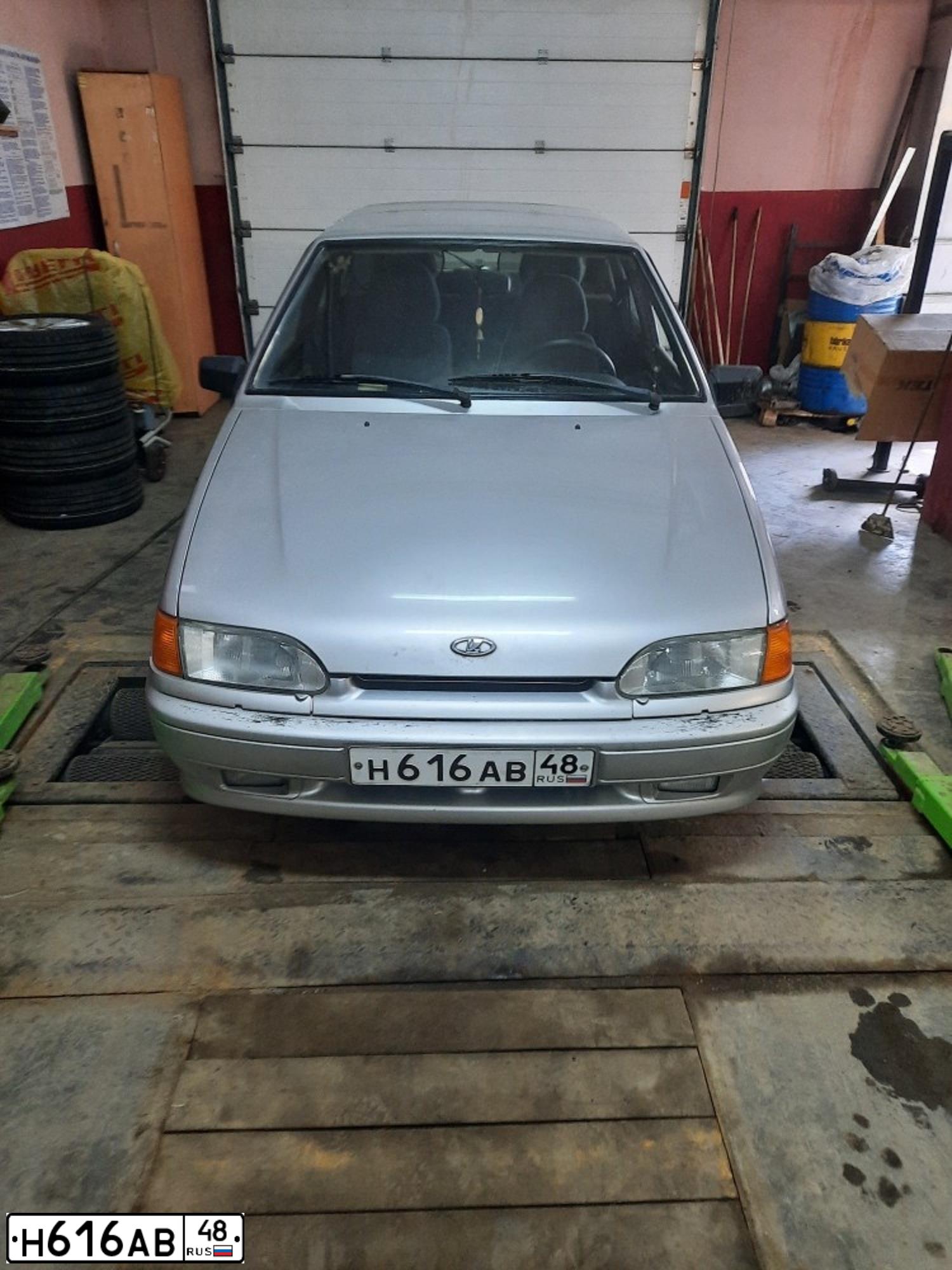 Фото автомобиля LADA 2114, 2010 — госномер Р488УВ46