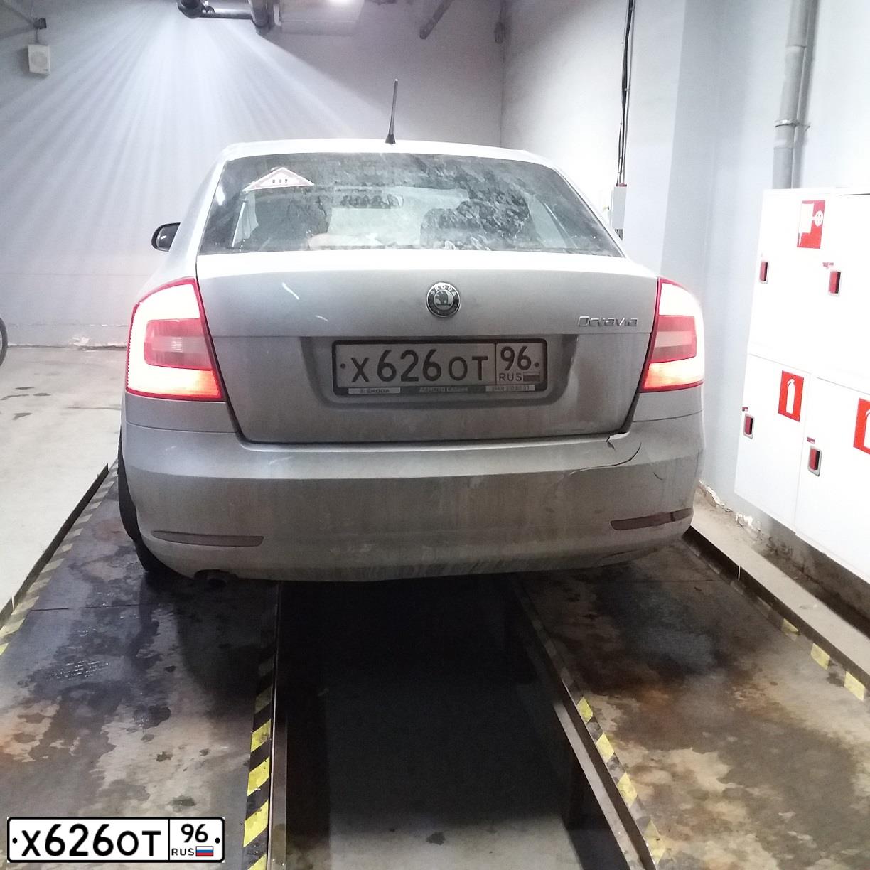 Фото автомобиля SKODA OCTAVIA, 2012 — госномер Х626ОТ96. Цвет: СЕРЕБРИСТЫЙ