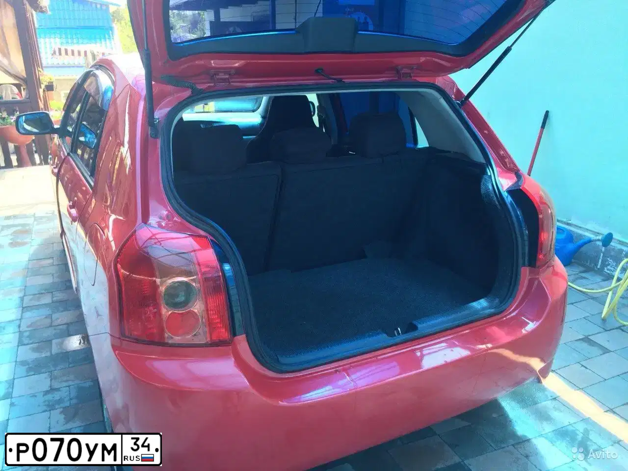 Фото автомобиля SKODA FABIA, 2010 — госномер Р070УМ34. Цвет: БОРДОВЫЙ