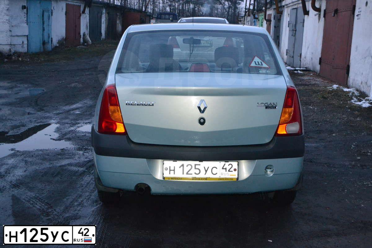 Фото автомобиля HYUNDAI SOLARIS, 2013 — госномер У413РХ77. Цвет: Темно-синий