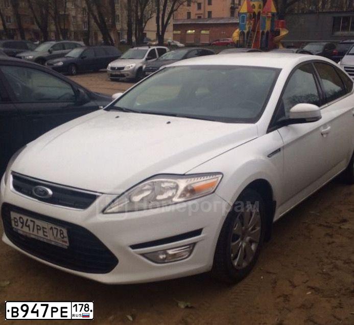 Фото автомобиля FORD MONDEO, 2012 — госномер У136НА178. Цвет: БЕЛЫЙ