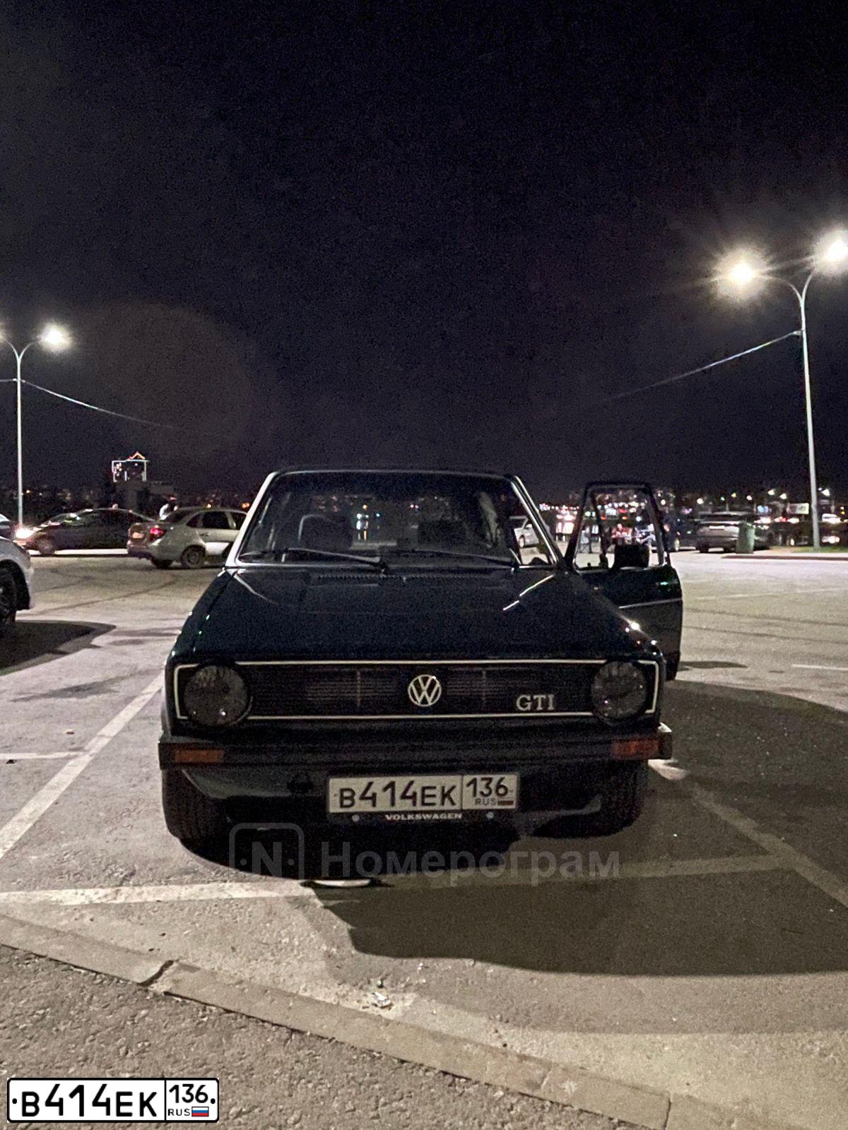 Фото автомобиля VOLKSWAGEN ФОЛЬКСВАГЕН ГОЛЬФ, 1981 — госномер В414ЕК136. Цвет: ЗЕЛЕНЫЙ