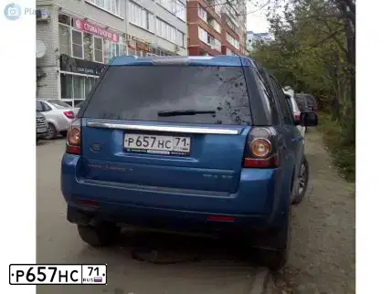 Фото автомобиля LAND ROVER FREELANDER, 2013 — госномер О132НЕ71