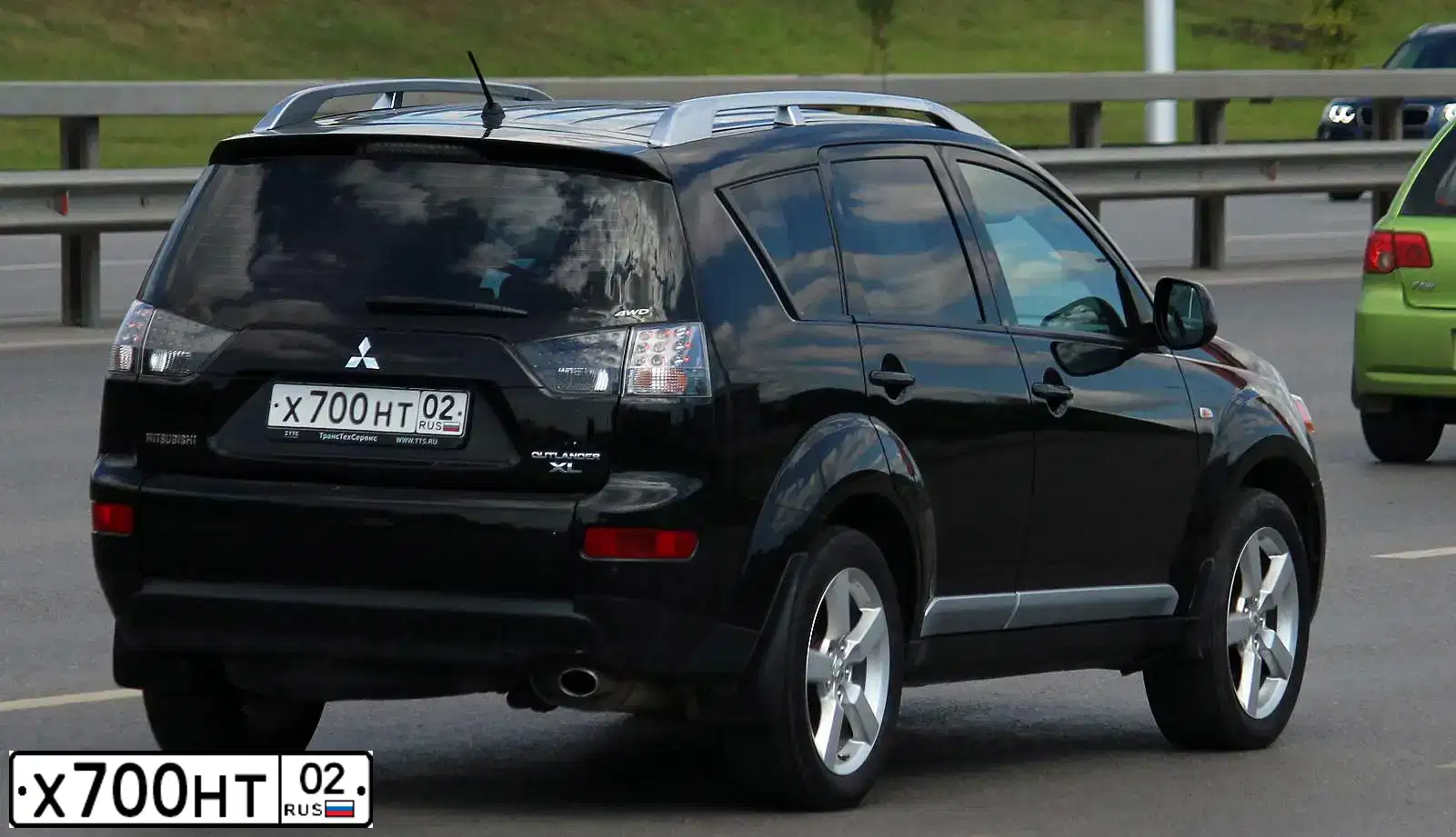 Фото автомобиля TOYOTA CAMRY, 2005 — госномер Х700НТ02. Цвет: ЧЕРНЫЙ