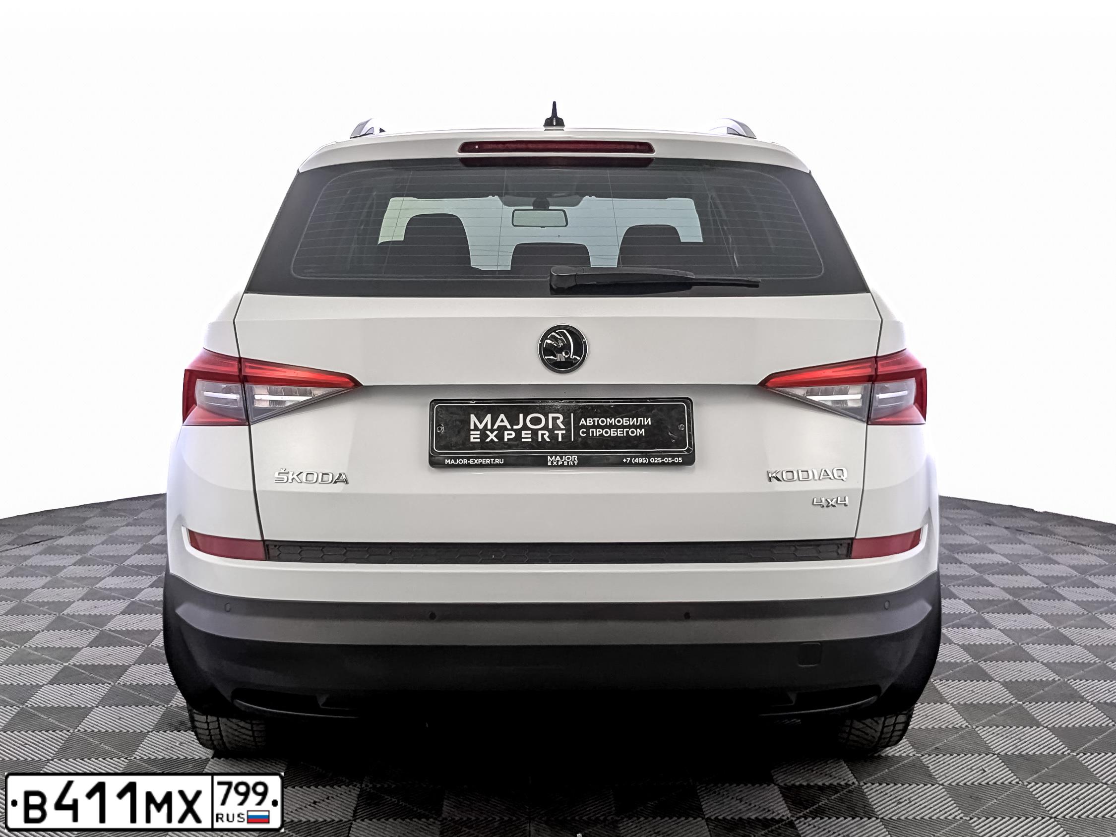 Фото автомобиля SKODA KODIAQ, 2018 — госномер В411МХ799. Цвет: Белый
