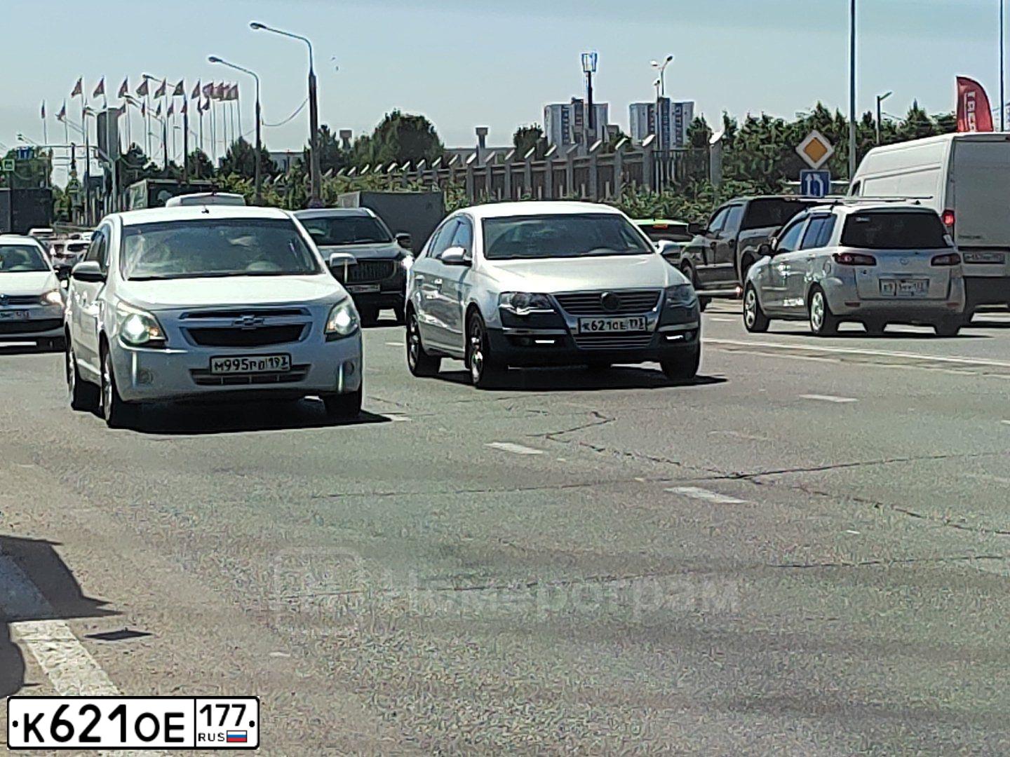 Фото автомобиля AUDI A6, 2006 — госномер Е007ЕК51. Цвет: ЧЕРНЫЙ