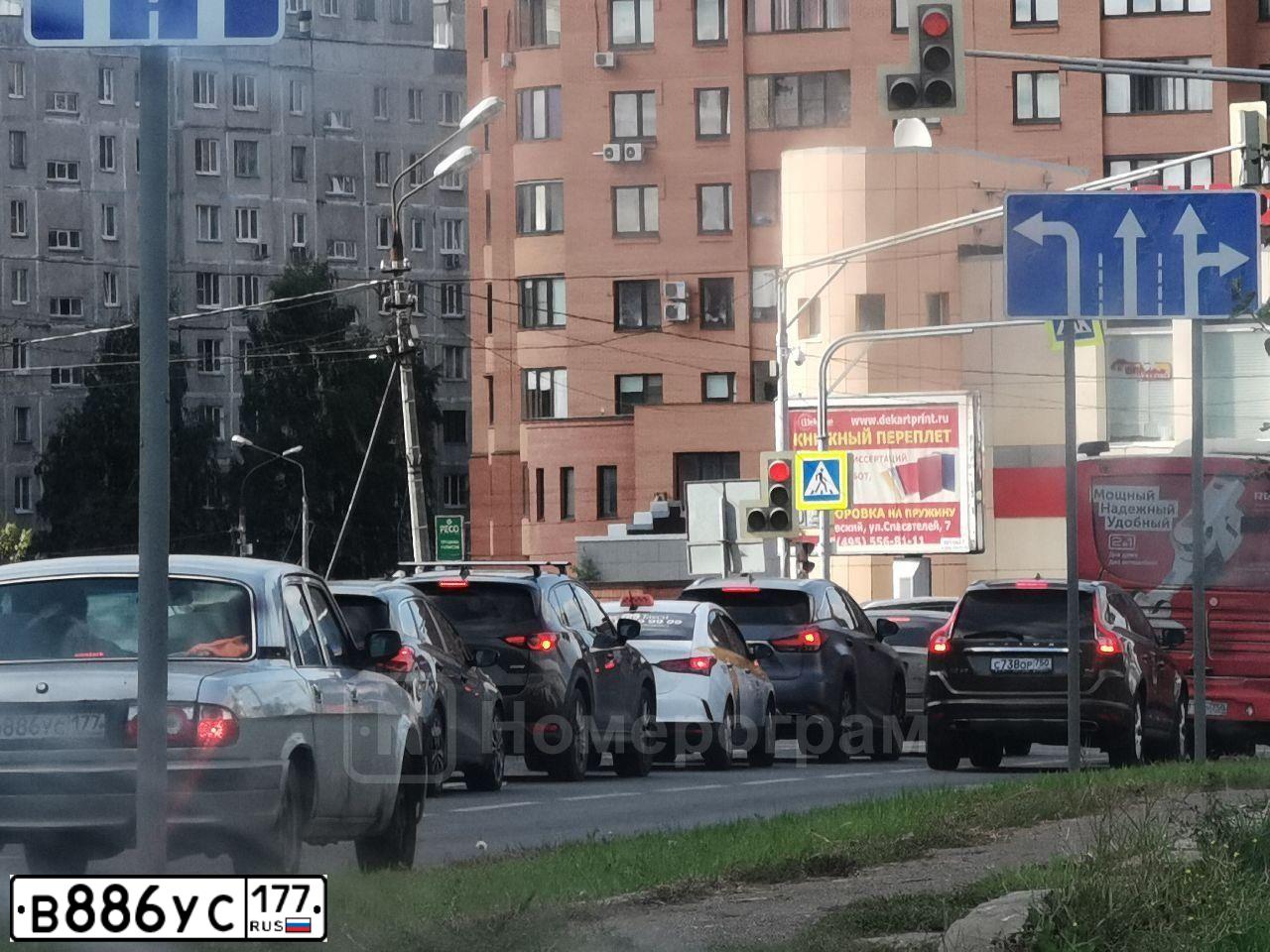 Фото автомобиля MERCEDES S-KLASSE, 2007 — госномер К005КК05. Цвет: ЧЕРНЫЙ