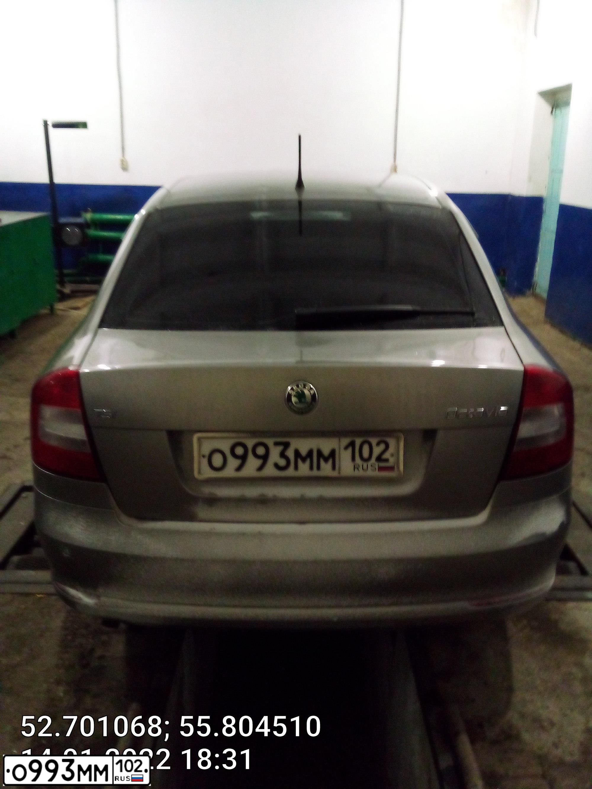 Фото автомобиля SKODA OCTAVIA, 2012 — госномер О993ММ102. Цвет: БЕЖЕВЫЙ