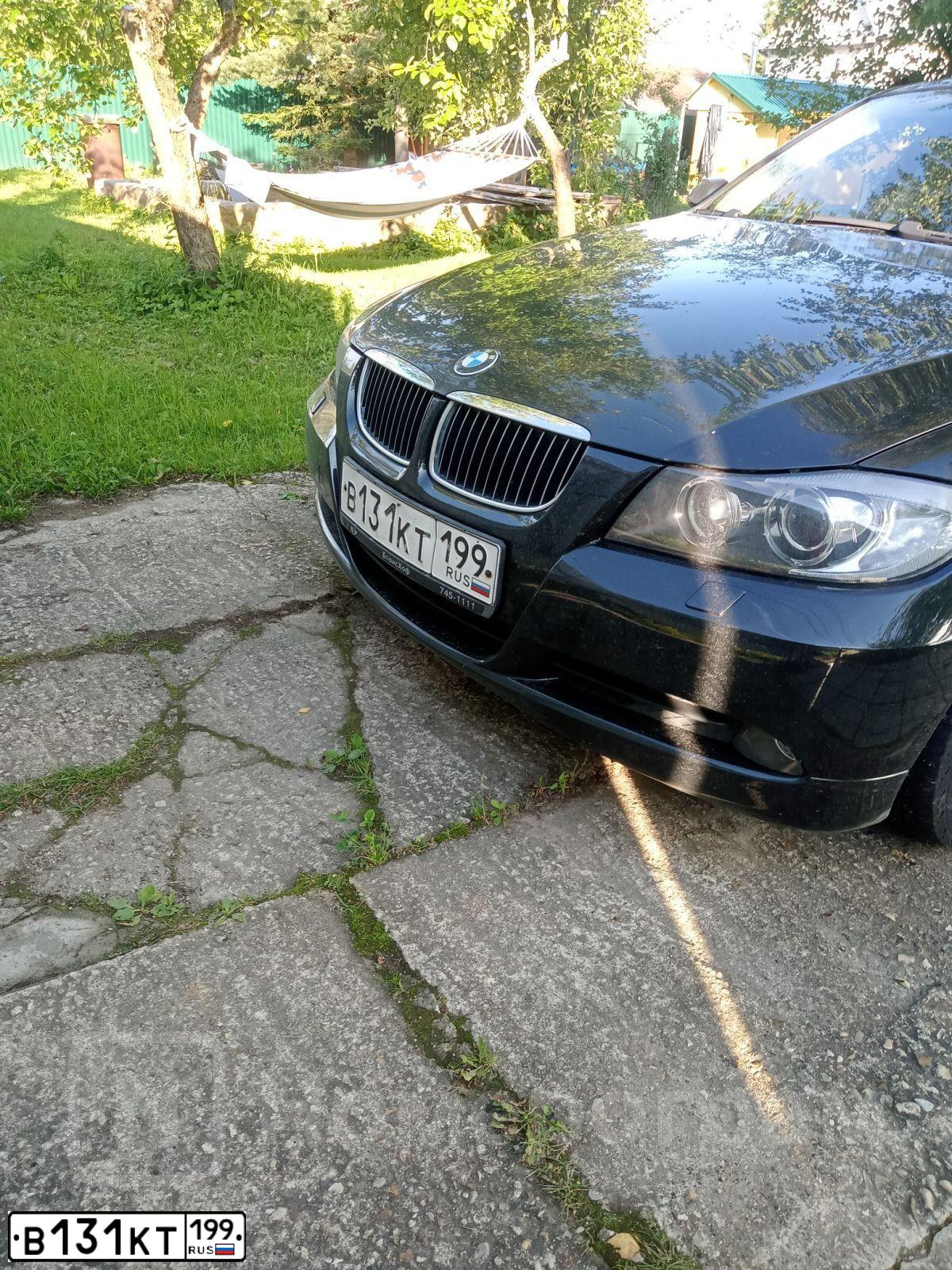 Фото автомобиля BMW SERIE 3, 2008 — госномер В131КТ199. Цвет: ЧЕРНЫЙ