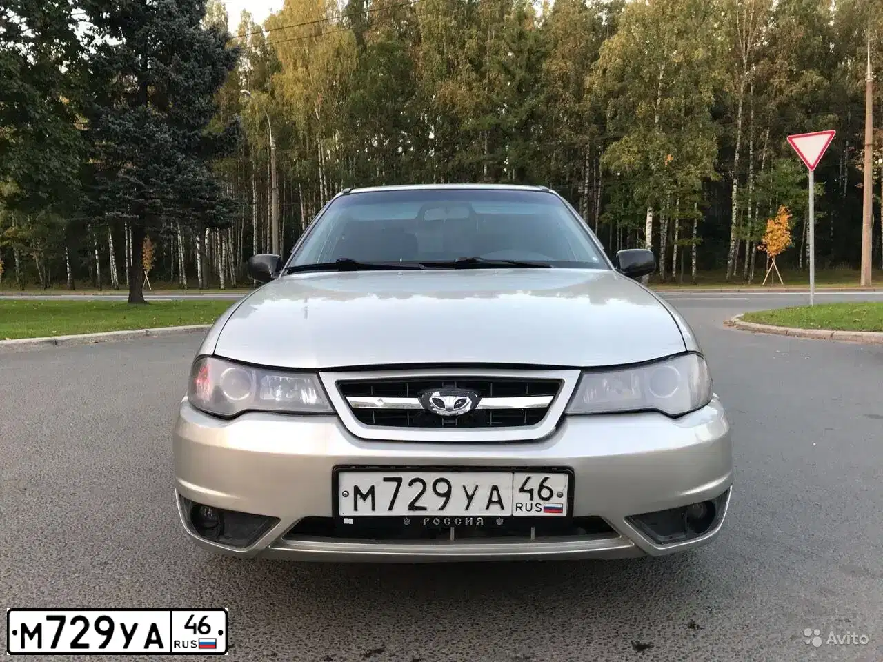 Фото автомобиля DAEWOO NEXIA, 2009 — госномер М729УА46. Цвет: СЕРЕБРИСТЫЙ