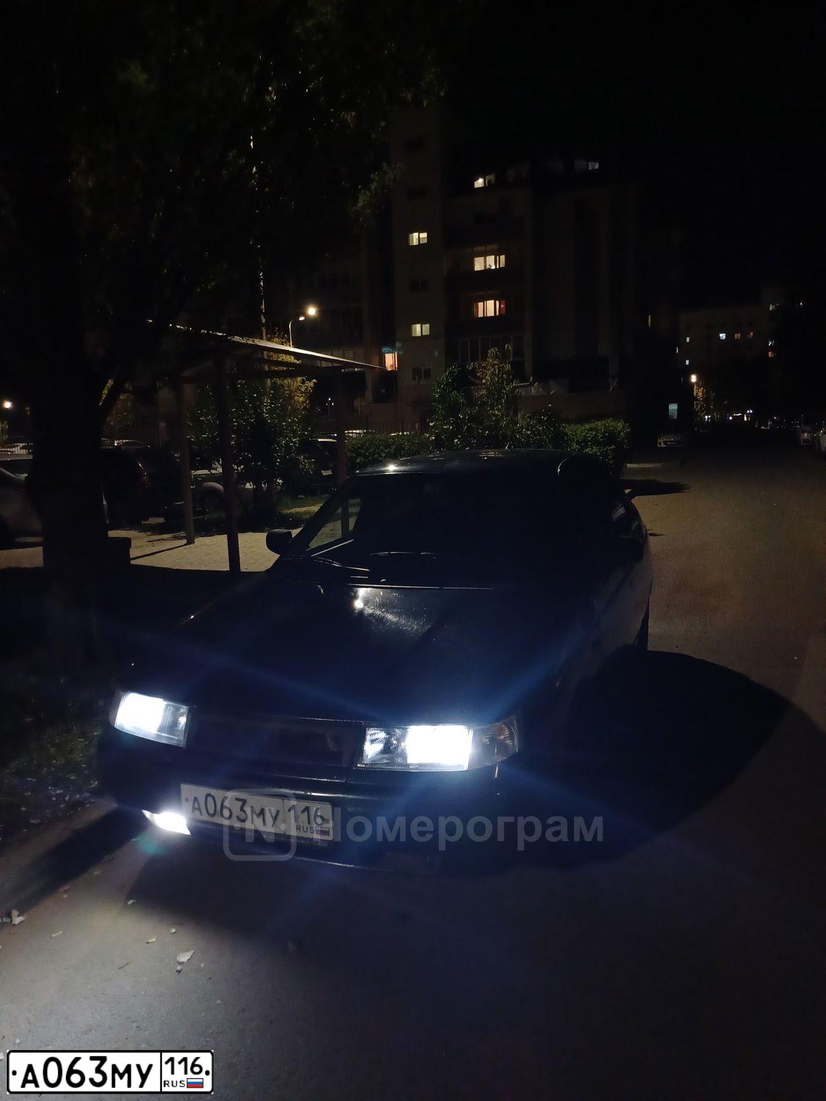 Фото автомобиля LADA 2112, 2007 — госномер А063МУ116. Цвет: Темно-зеленый