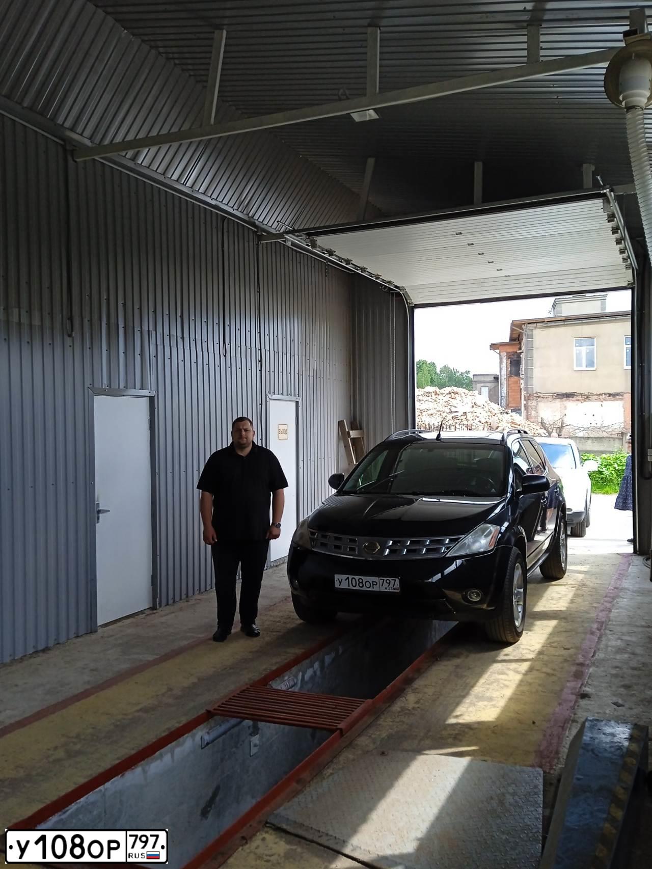 Фото автомобиля NISSAN MURANO, 2003 — госномер А253УЕ790. Цвет: ЧЕРНЫЙ