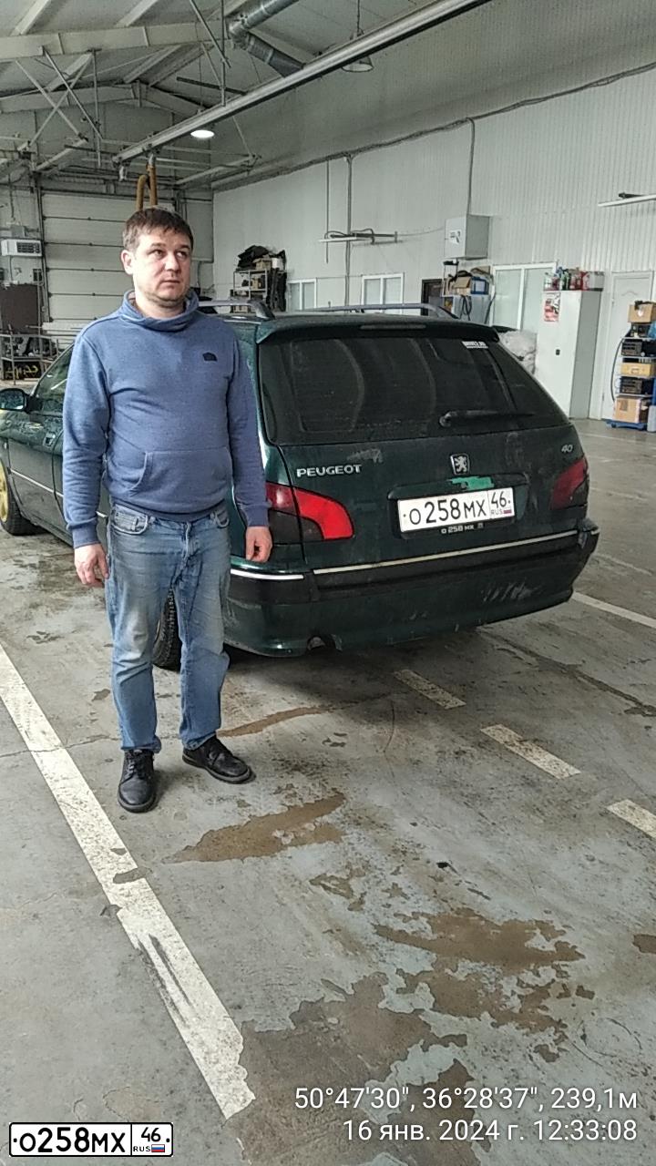 Фото автомобиля PEUGEOT 406, 1999 — госномер У409НК31. Цвет: ЗЕЛЕНЫЙ