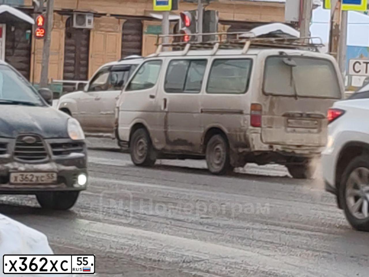 Фото автомобиля SUBARU B9 TRIBECA, 2006 — госномер Н786НН98. Цвет: ЧЕРНЫЙ