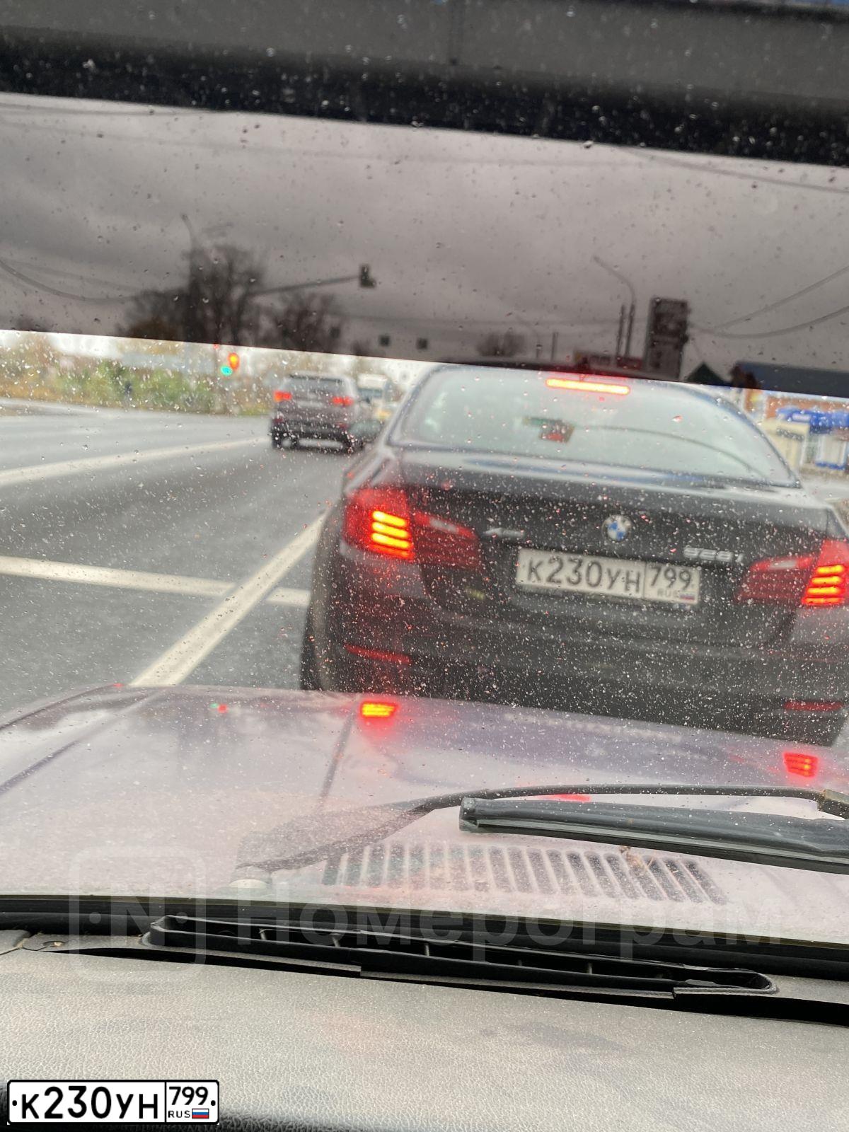 Фото автомобиля BMW 528I, 2016 — госномер М210МК977. Цвет: ЧЕРНЫЙ