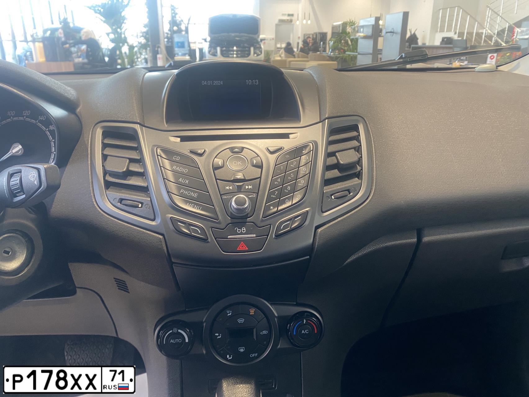 Фото автомобиля FORD FIESTA / ASPIRE, 2015 — госномер Р790НТ48. Цвет: КОРИЧНЕВЫЙ