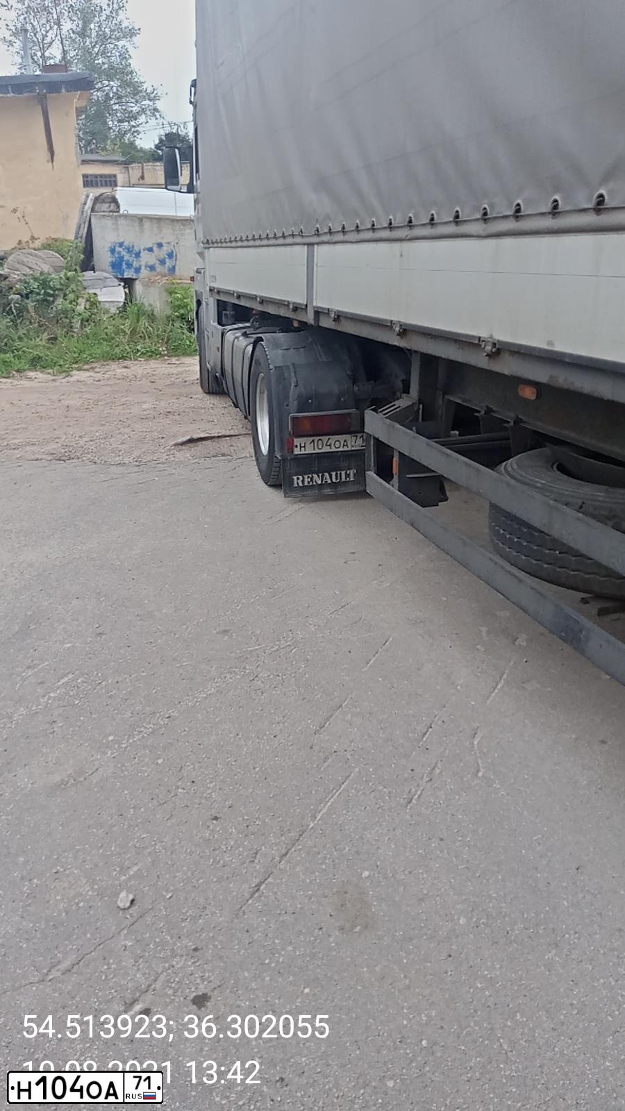 Фото автомобиля RENAULT MAGNUM, 1998 — госномер Н104ОА71. Цвет: СЕРЕБРИСТЫЙ
