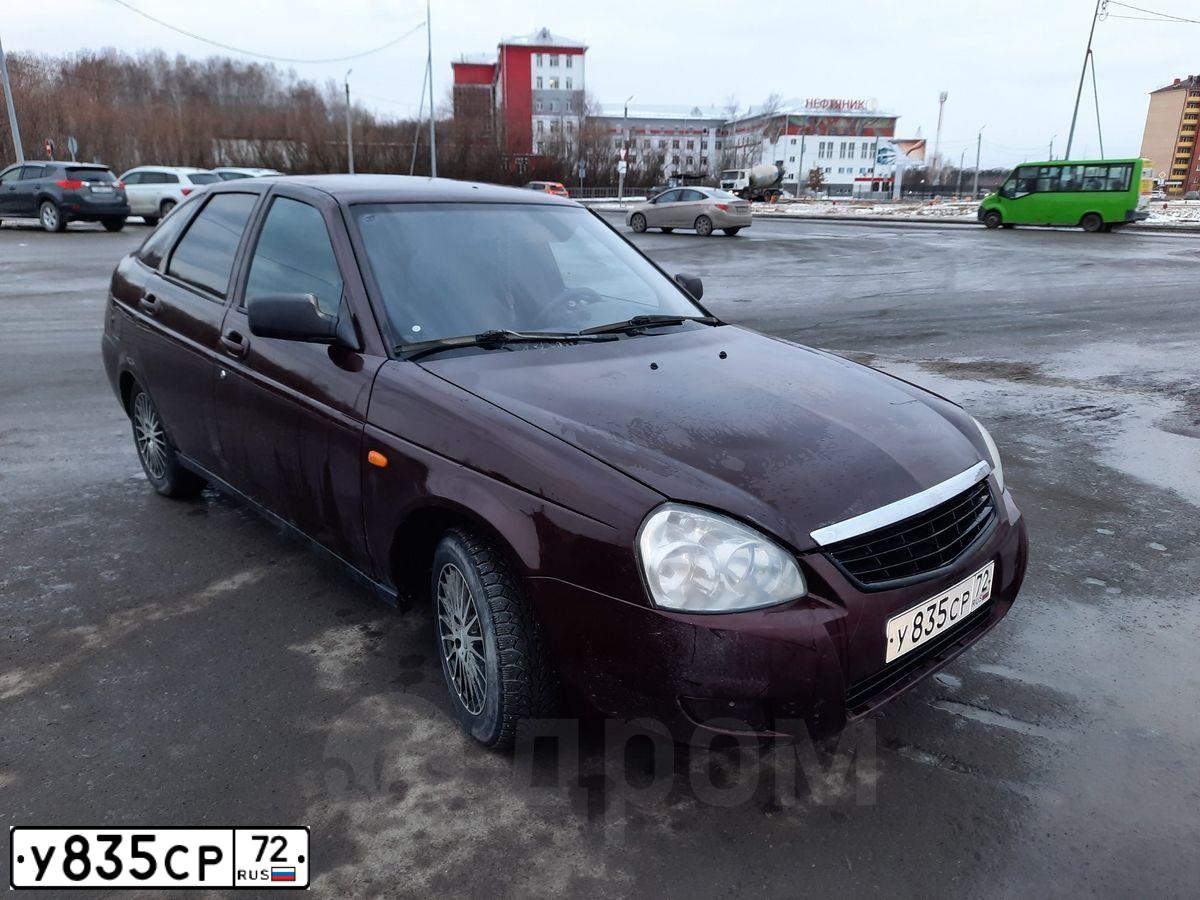 Фото автомобиля LADA 2172 PRIORA, 2011 — госномер Е259УХ702. Цвет: ТЕМНО-ВИШНЕВЫЙ