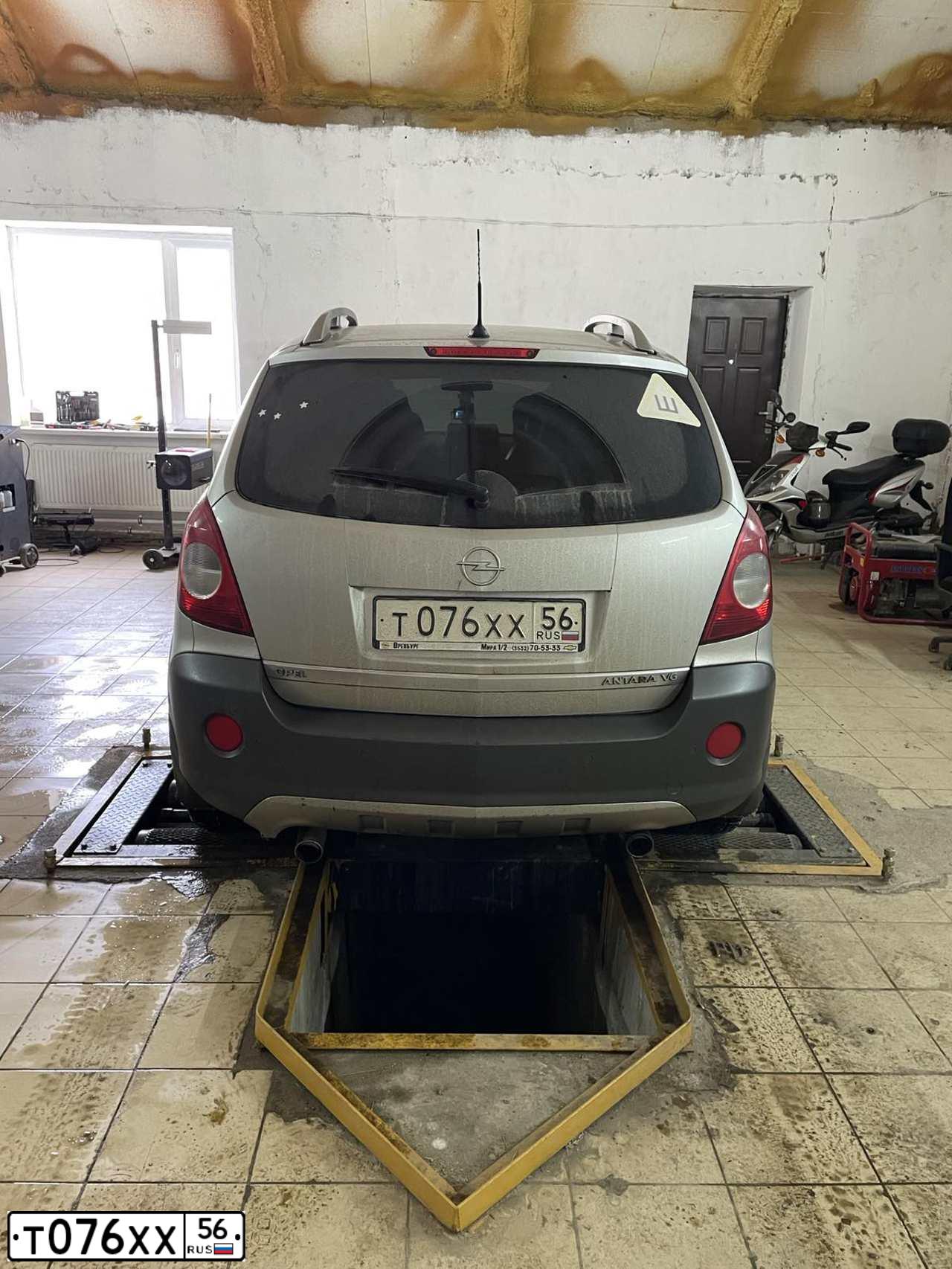 Фото автомобиля OPEL ANTARA, 2008 — госномер Р904НТ56. Цвет: СЕРЕБРИСТЫЙ