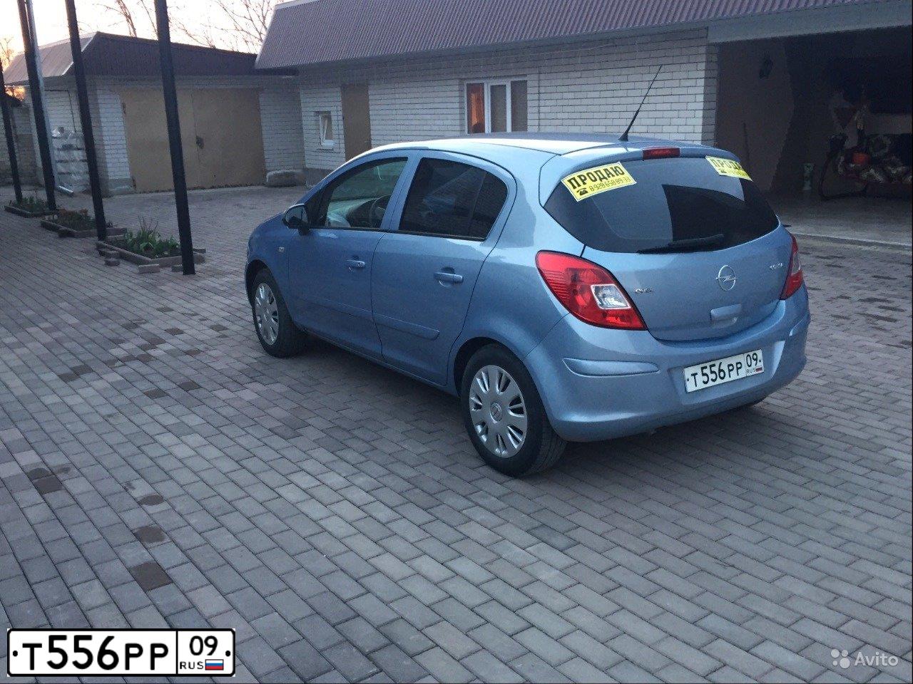 Фото автомобиля OPEL CORSA, 2007 — госномер Т556РР09. Цвет: СВЕТЛО-ГОЛУБОЙ