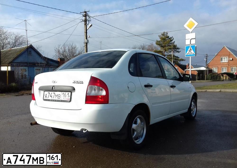 Фото автомобиля LADA 1118 KALINA, 2010 — госномер А747МВ161. Цвет: БЕЛЫЙ
