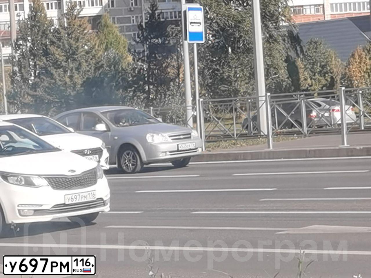 Фото автомобиля KIA RIO, 2015 — госномер У697РМ116. Цвет: Белый