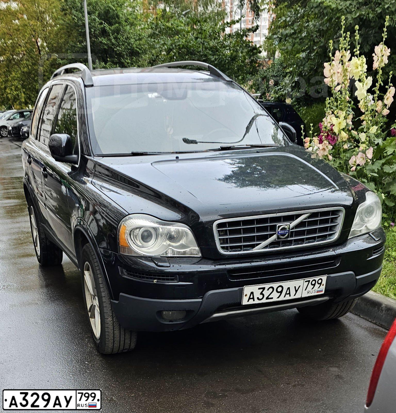 Фото автомобиля VOLVO XC90, 2009 — госномер А329АУ799. Цвет: ЧЕРНЫЙ