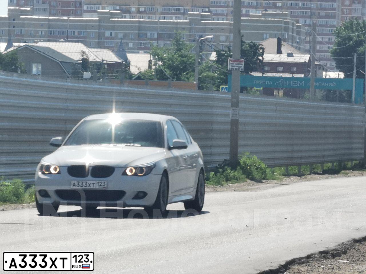 Фото автомобиля BMW SERIE 5, 2010 — госномер А333ХТ123. Цвет: Белый