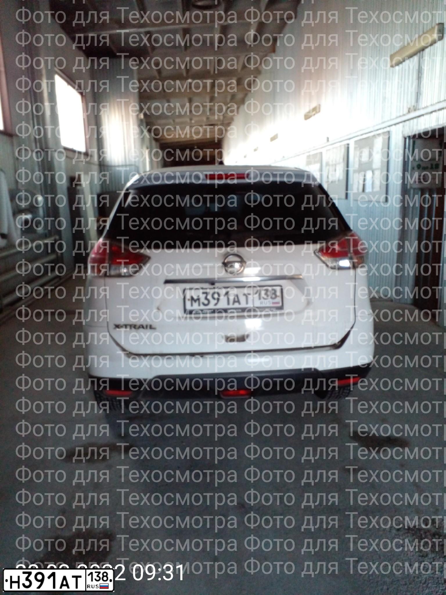 Фото автомобиля NISSAN MURANO, 2003 — госномер Е989КХ13. Цвет: БЕЛЫЙ СЕРЕБРИСТЫЙ