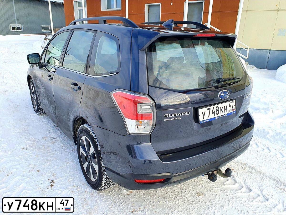 Фото автомобиля SUBARU FORESTER, 2017 — госномер О768ЕА29. Цвет: ТЕМНО-СЕРЫЙ
