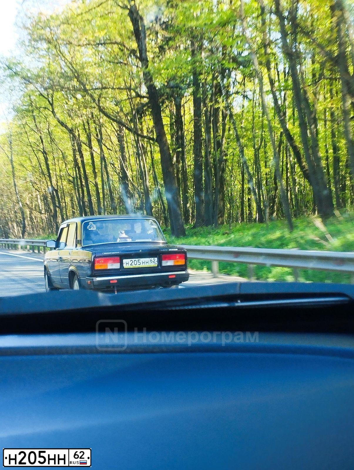Фото автомобиля LADA 2107, 2008 — госномер Н205НН62. Цвет: ТЕМНО-КОРИЧНЕВЫЙ