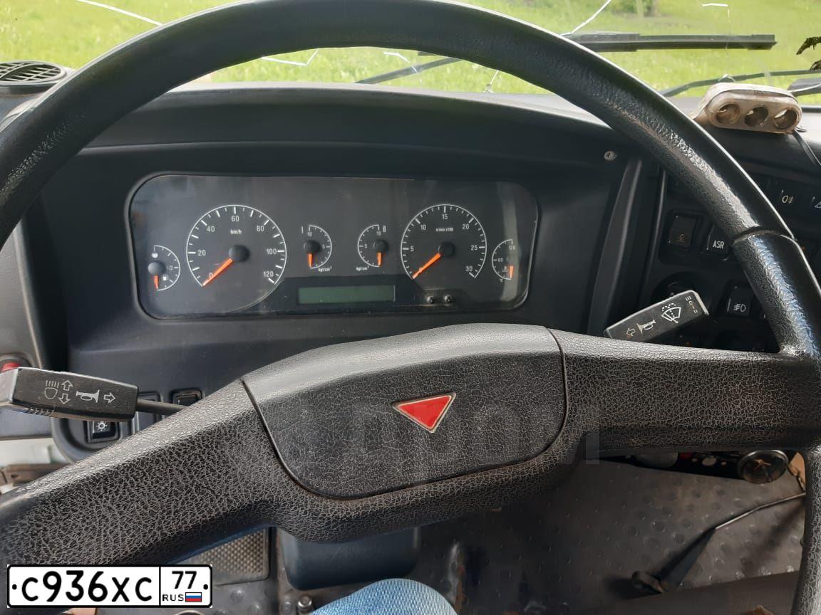 Фото автомобиля LADA 2109 SAMARA, 1998 — госномер С936ХС77. Цвет: ФИОЛЕТОВЫЙ