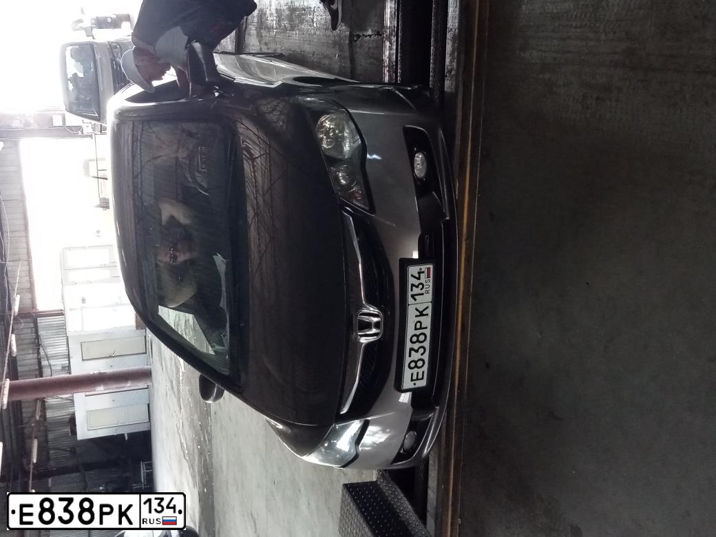 Фото автомобиля HONDA CIVIC, 2009 — госномер Е838РК134. Цвет: СЕРЫЙ