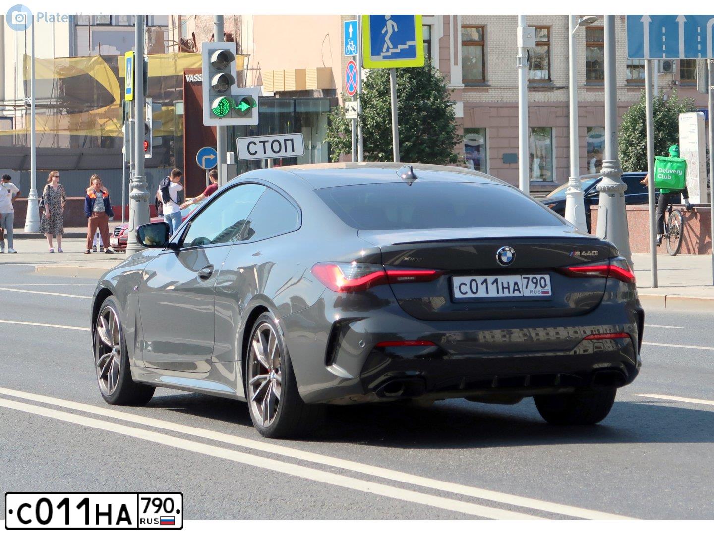 Фото автомобиля BMW M440I XDRIVE, 2021 — госномер С011НА790. Цвет: СЕРЫЙ