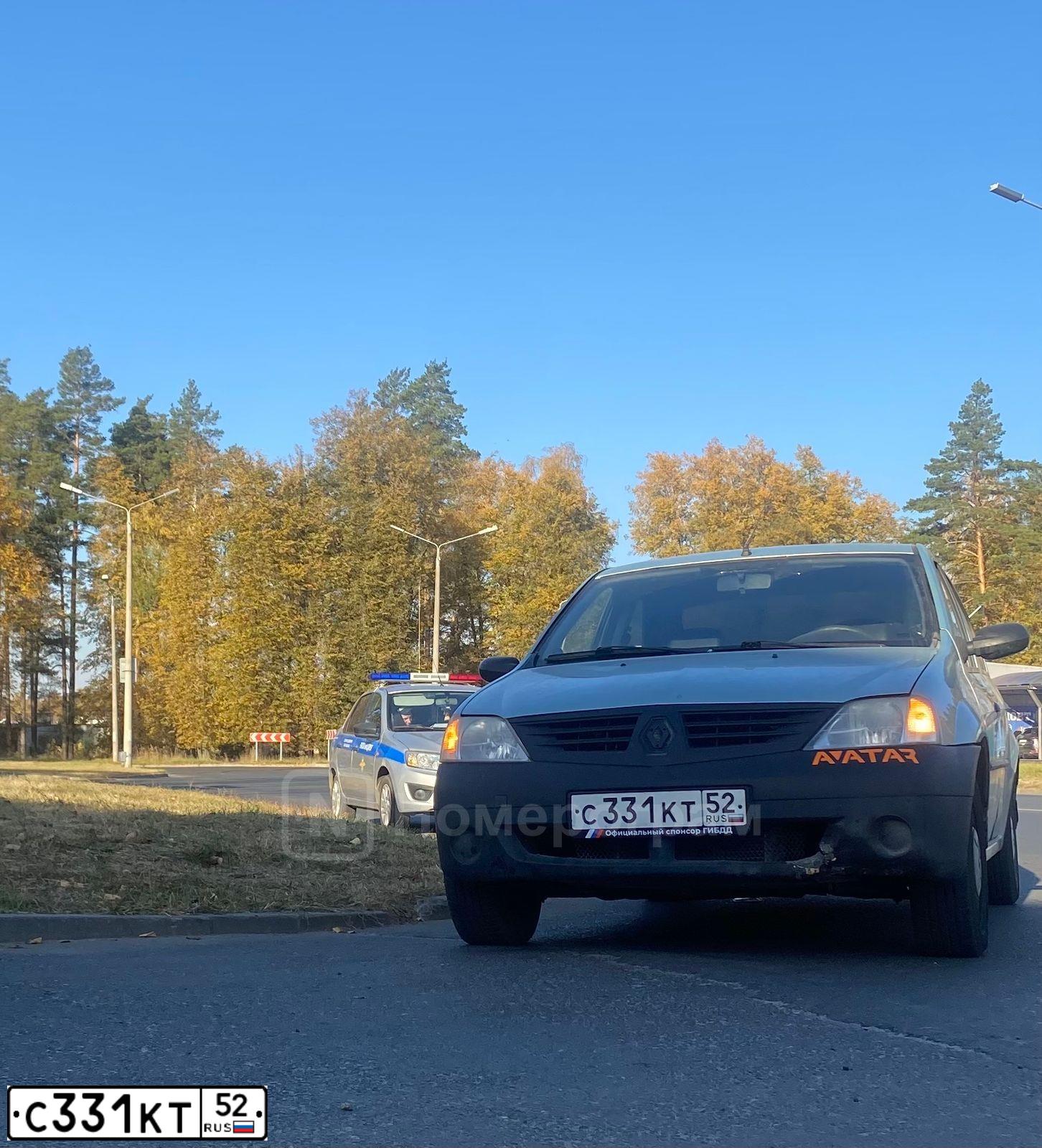 Фото автомобиля RENAULT LOGAN, 2007 — госномер С331КТ52. Цвет: СВЕТЛО-ЗЕЛЕНЫЙ
