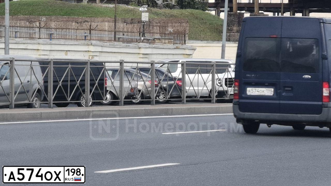 Фото автомобиля BMW 520D, 2018 — госномер Н558ТТ790. Цвет: ЧЕРНЫЙ