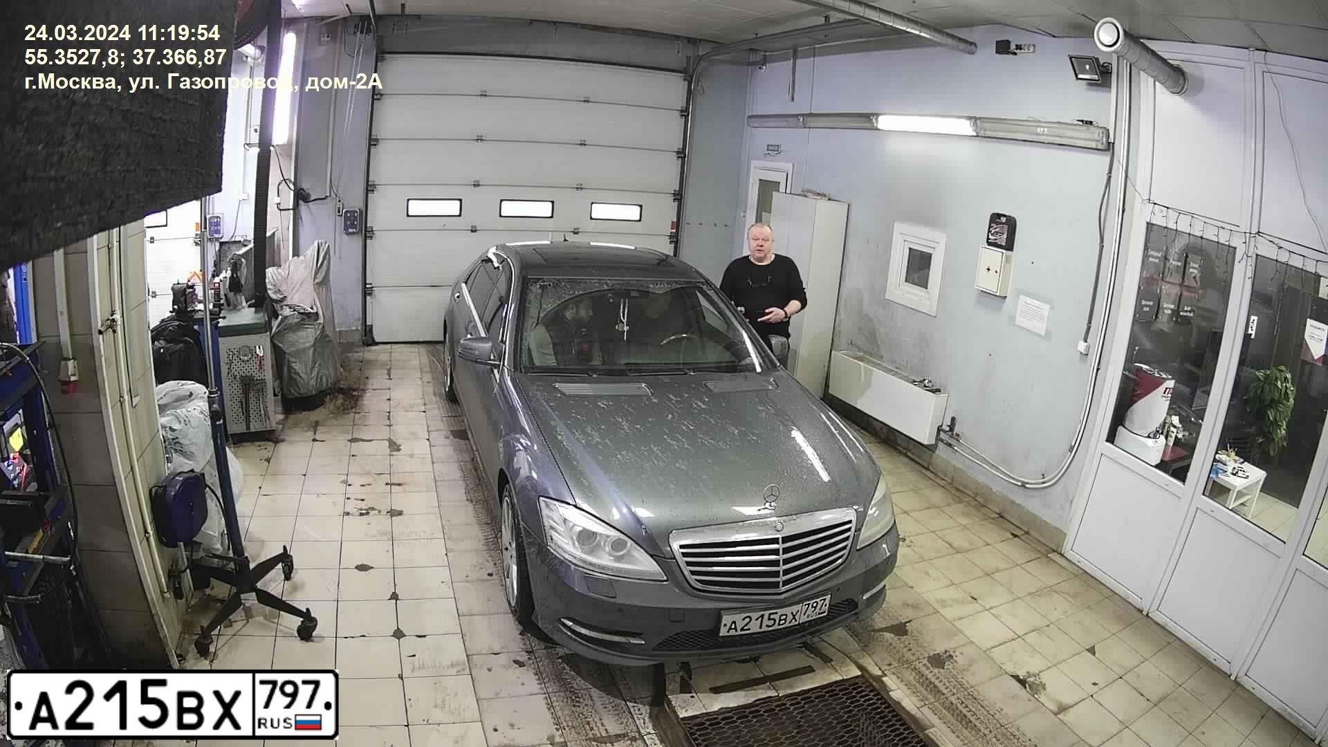 Фото автомобиля MERCEDES-BENZ S-CLASS, 2010 — госномер С896ЕА68. Цвет: СЕРЫЙ