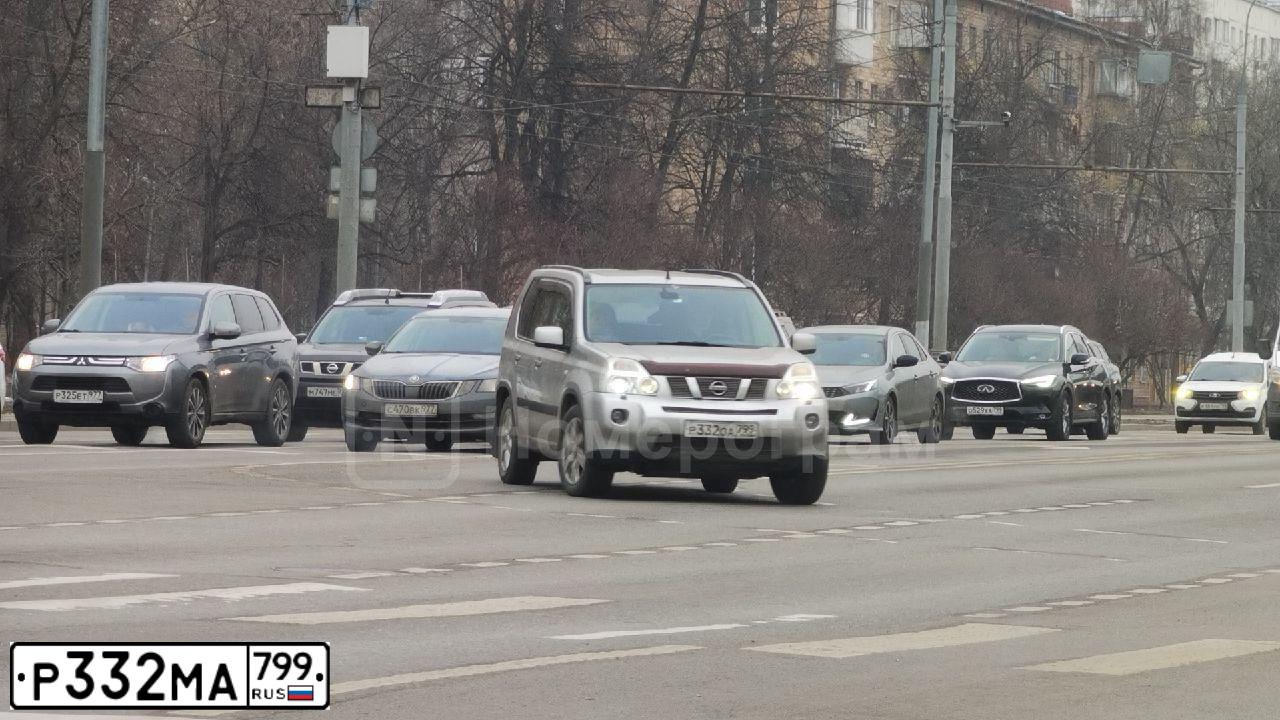 Фото автомобиля LEXUS RX, 2018 — госномер Р332МА799. Цвет: ЧЕРНЫЙ