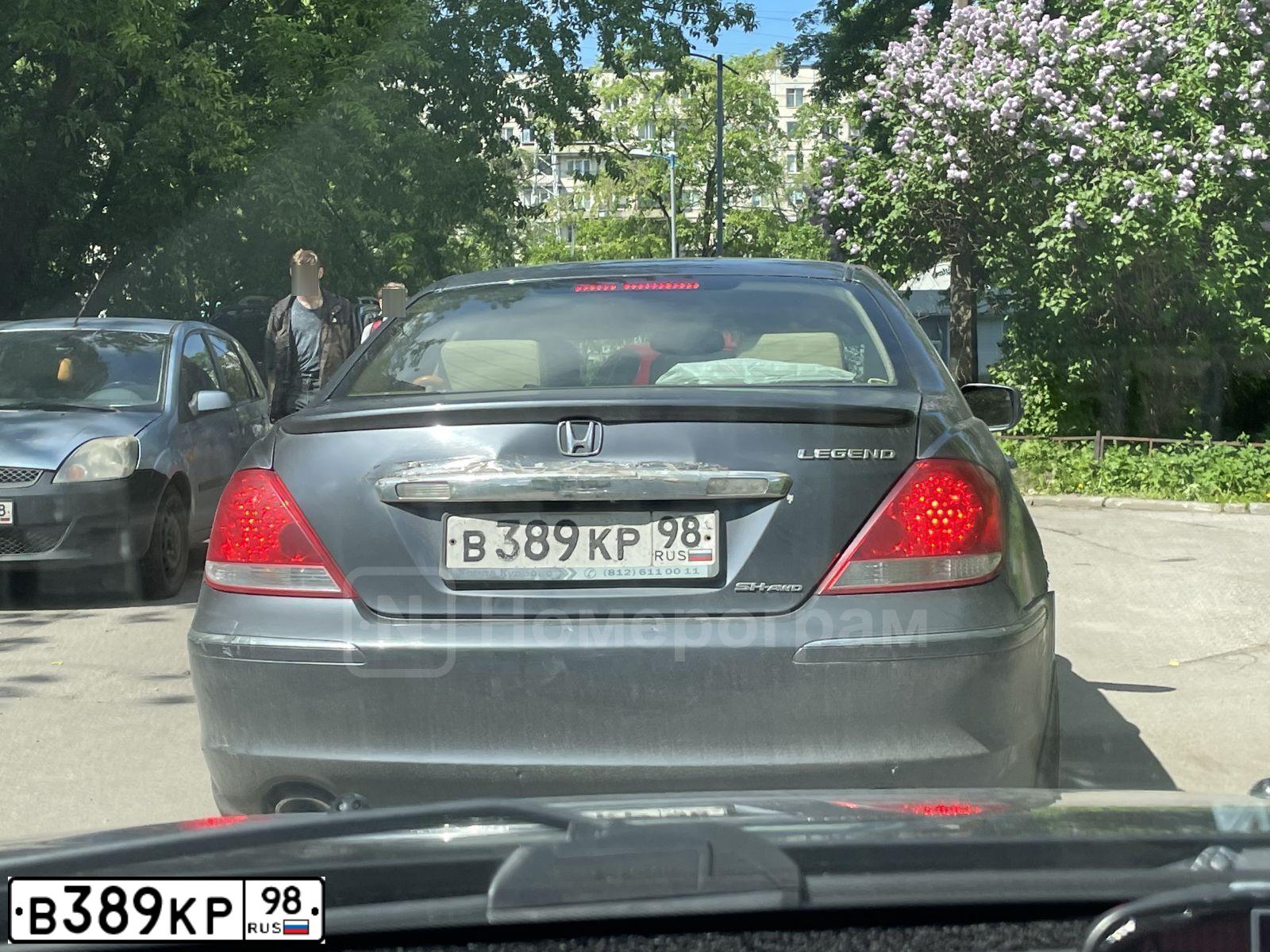 Фото автомобиля HONDA LEGEND, 2006 — госномер В389КР98. Цвет: ТЕМНО-СЕРЫЙ