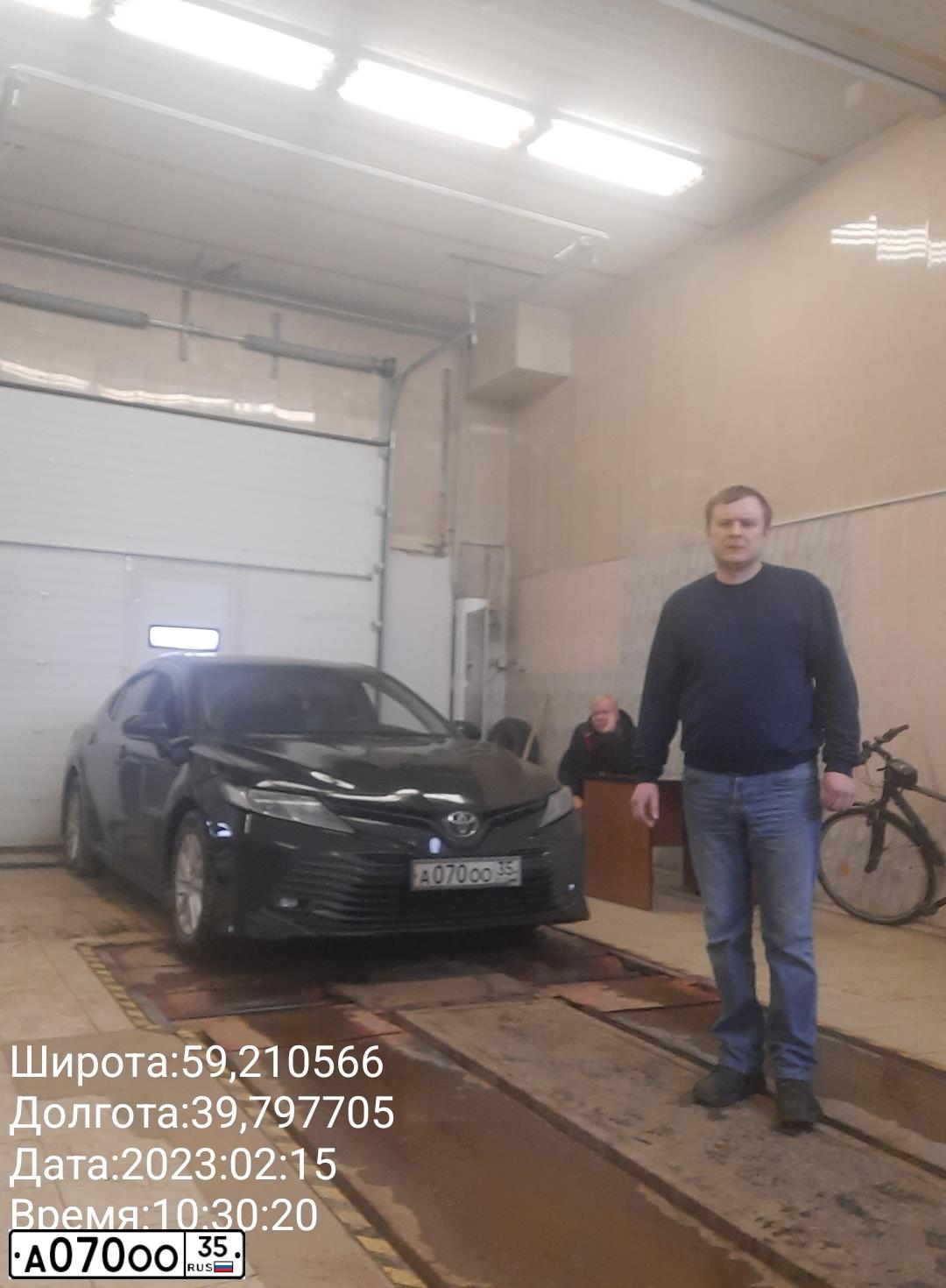Фото автомобиля MERCEDES VARIO, 2004 — госномер А070ОО35. Цвет: СЕРЕБРИСТЫЙ