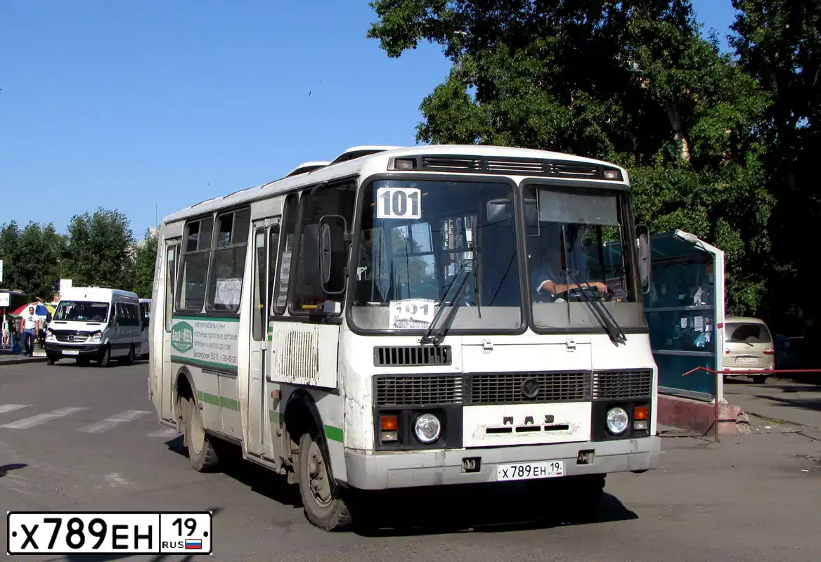 Фото автомобиля PAZ 3205, 2007 — госномер Х789ЕН19