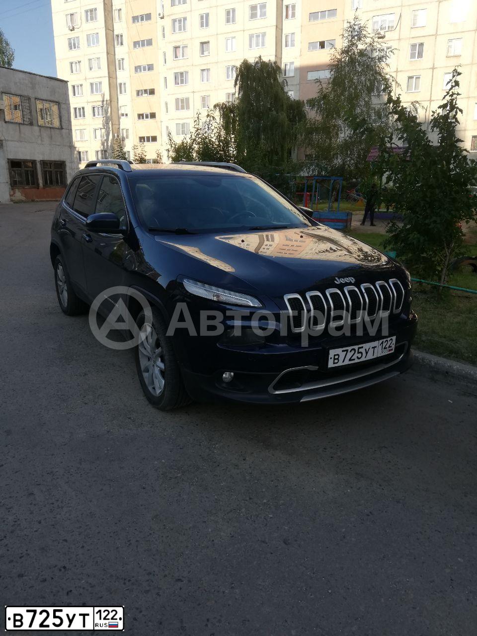 Фото автомобиля JEEP CHEROKEE, 2014 — госномер С137МР178. Цвет: Темно-синий
