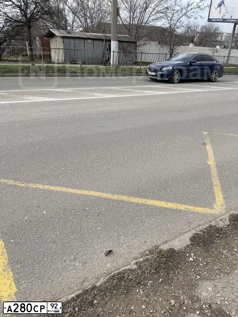 Фото автомобиля MERCEDES-BENZ C180, 2016 — госномер Х071ВК550