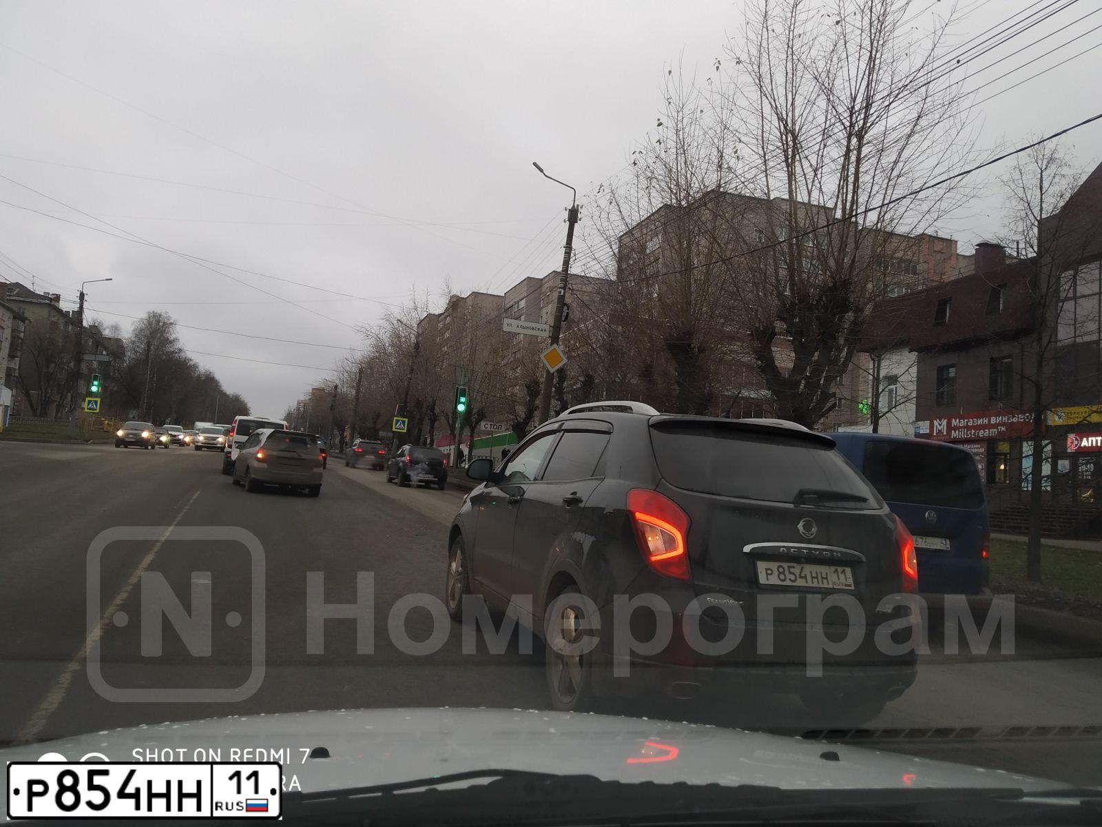 Фото автомобиля SSANGYONG ACTYON, 2014 — госномер Р401ОТ43. Цвет: ЧЕРНЫЙ