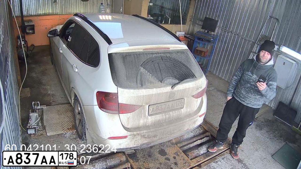 Фото автомобиля HONDA ACCORD, 2012 — госномер Р852ХУ154. Цвет: ТЕМНО-СЕРЫЙ