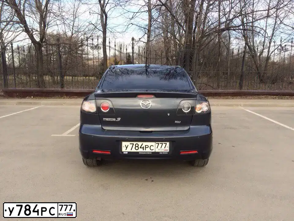 Фото автомобиля MAZDA 3, 2007 — госномер У784РС777. Цвет: ТЕМНО-СЕРЫЙ
